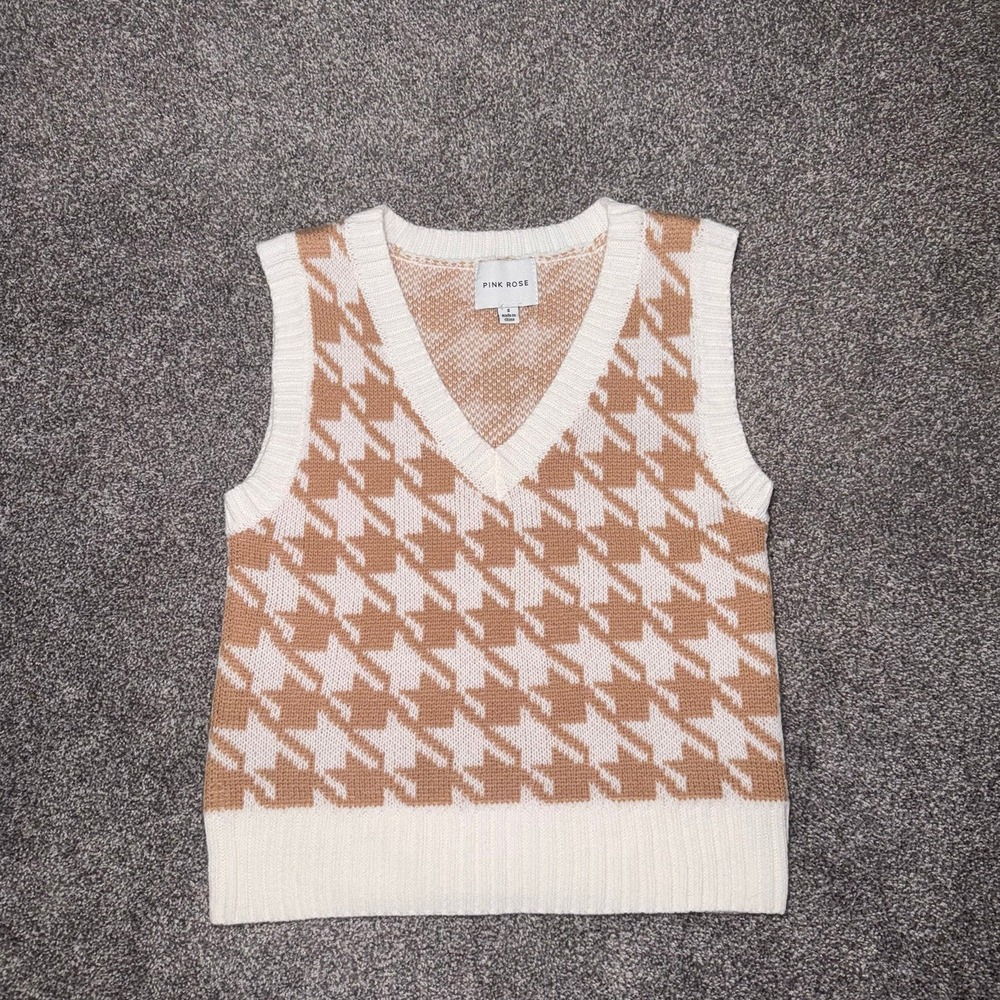 Pink Rose Women's Tan & White Sleeveless Houndstooth Sweater Vest Size Small
